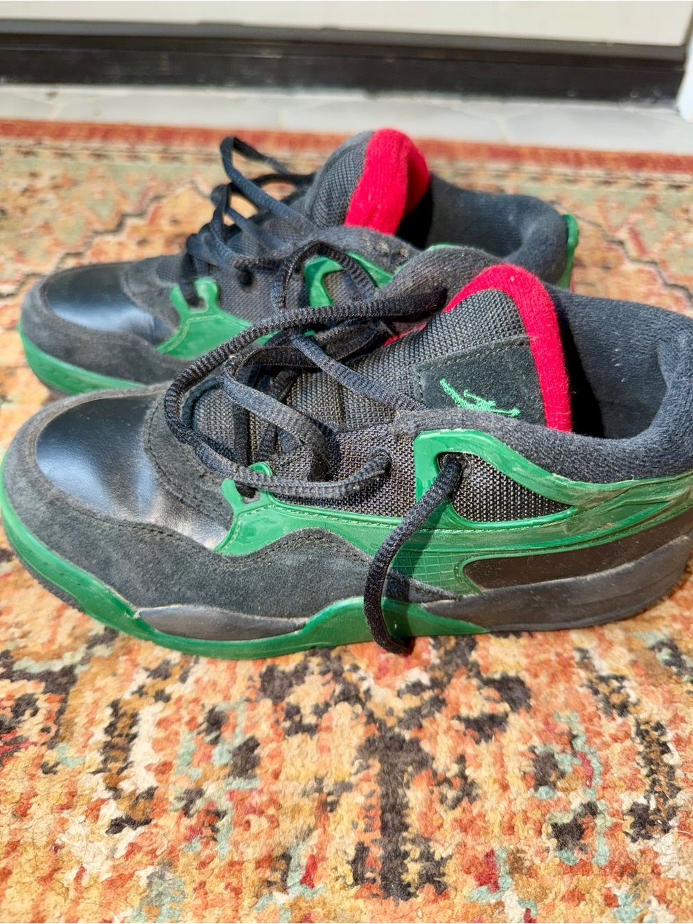 Jordan Kids Black, Green & Red Low-Top Sneakers